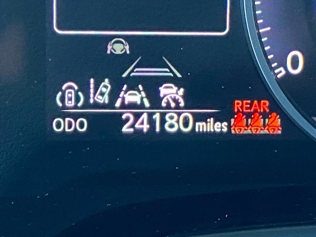 Used 2023 Lexus RX 350 Premium image 14