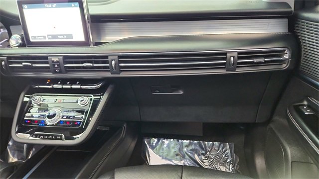 Used 2022 Lincoln Corsair AWD w/ Premium Package image 36