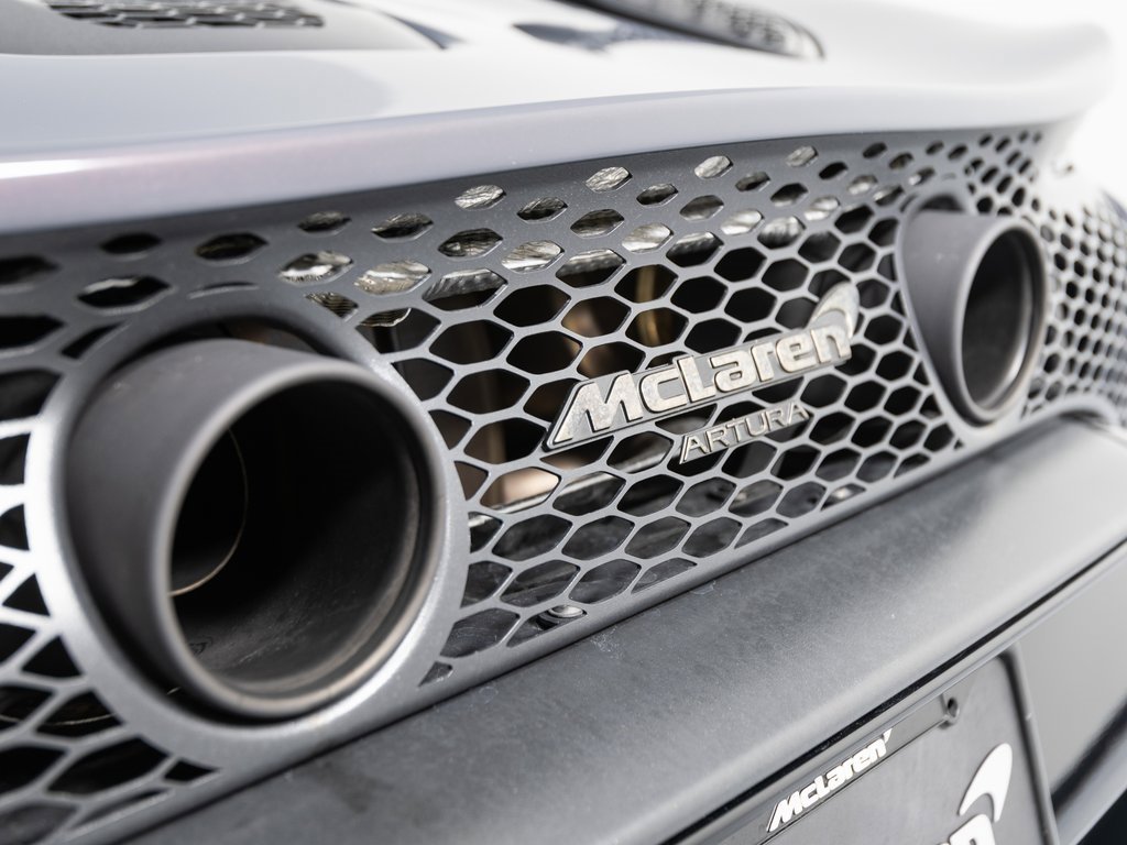 Used 2025 McLaren Artura Spider image 49