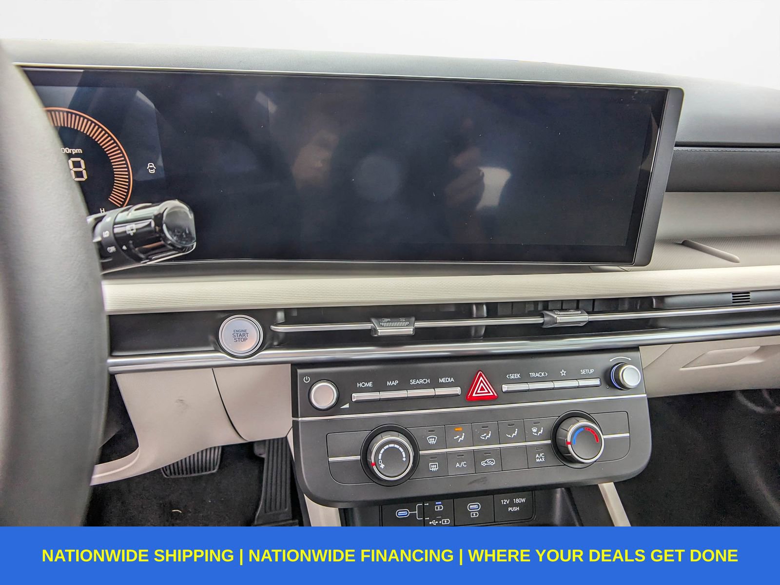 New 2026 Hyundai Tucson SE image 15