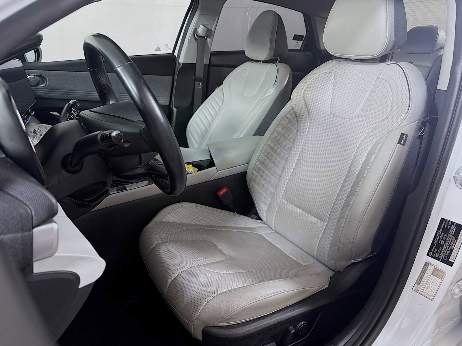 Used 2021 Hyundai Elantra Limited w/ Cargo Package image 18