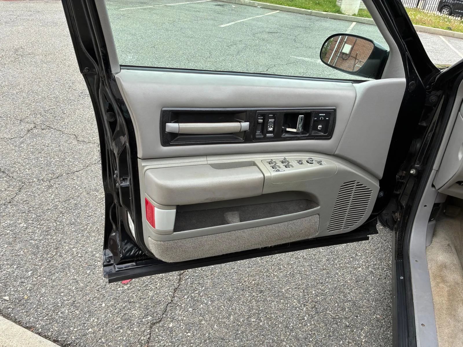 Used 1996 Chevrolet Impala SS RWD image 10