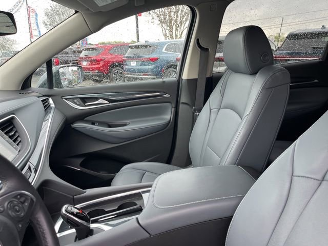 Used 2020 Buick Enclave Premium w/ Surround and Sites Package AWD/4WD image 9