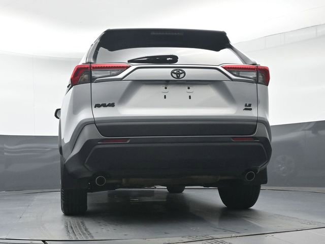Used 2023 Toyota RAV4 LE image 30
