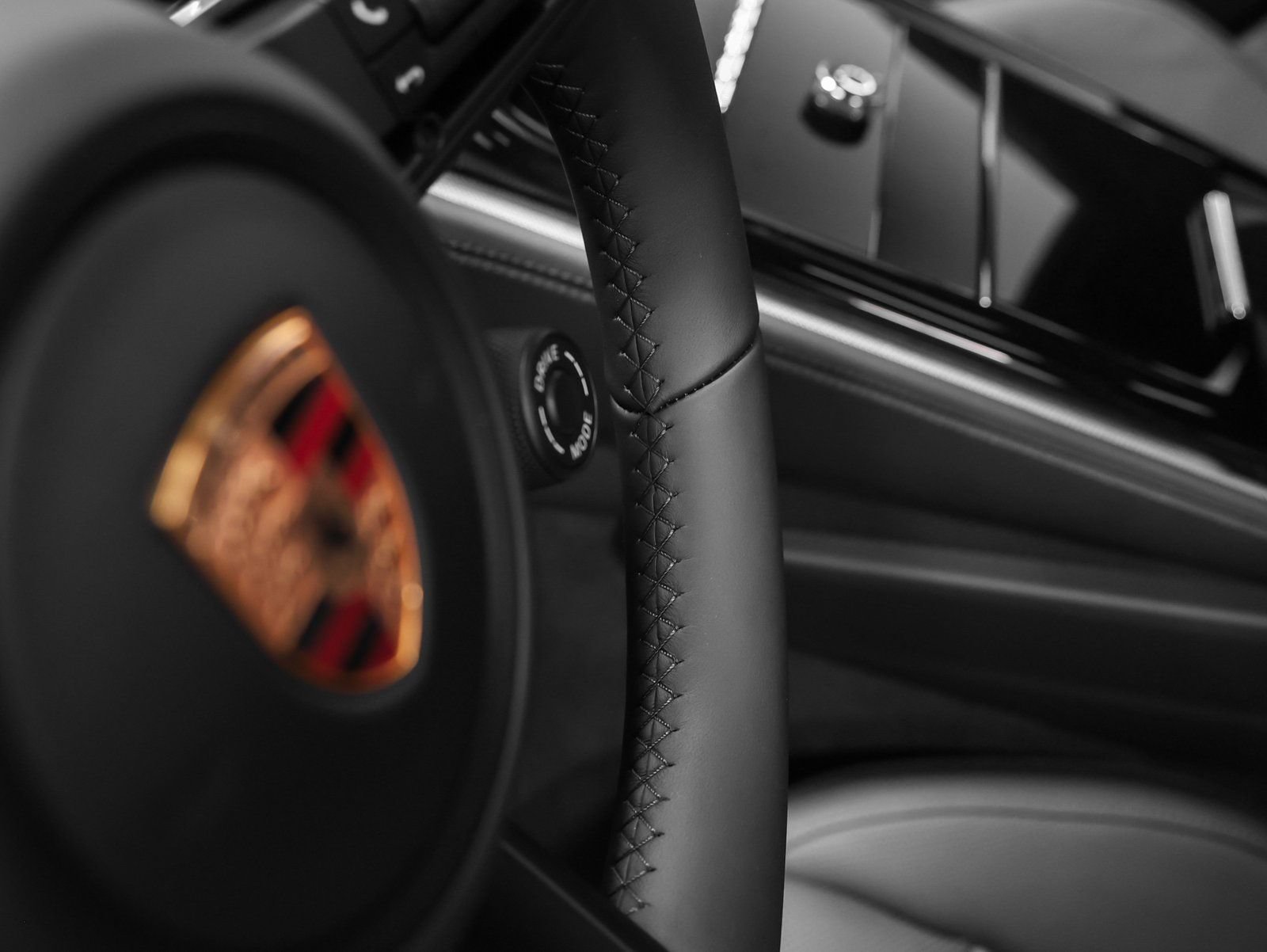 New 2026 Porsche Panamera 4 AWD/4WD image 36