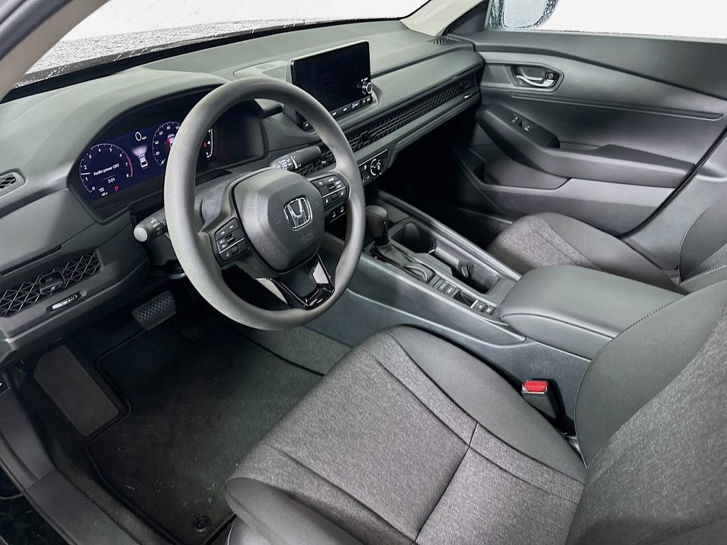 Certified 2025 Honda Accord LX image 10