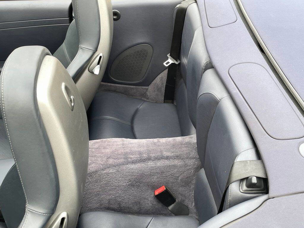 Used 2006 Porsche 911 Carrera image 30
