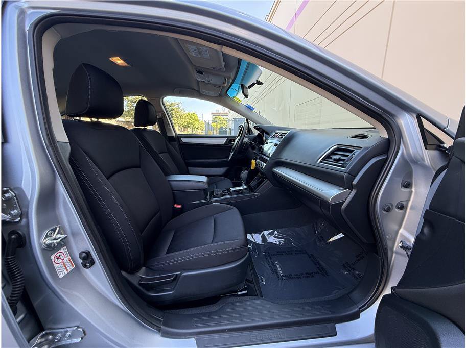 Used 2015 Subaru Legacy 2.5i Premium AWD/4WD image 13