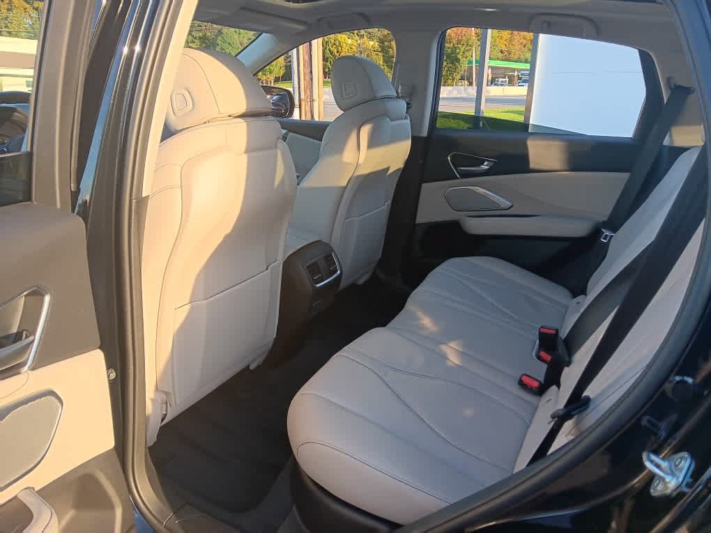 Used 2025 Acura RDX w/ Technology Package AWD/4WD image 14