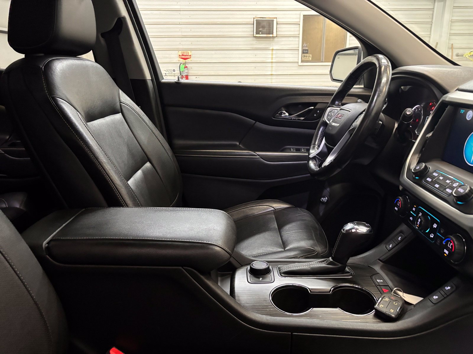 Used 2018 GMC Acadia SLT AWD/4WD image 30
