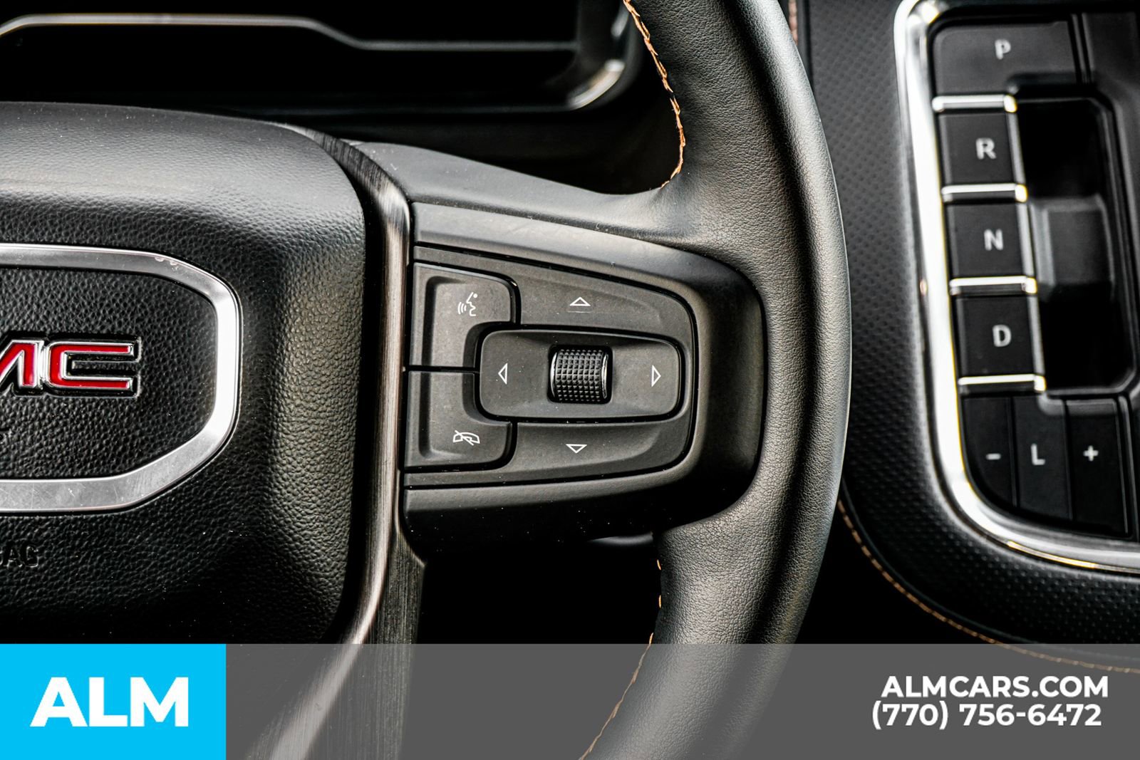 Used 2024 GMC Yukon XL AT4 w/ Technology Package image 34