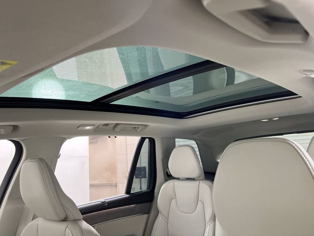New 2026 Volvo XC90 B6 Ultra w/ Protection Package image 14