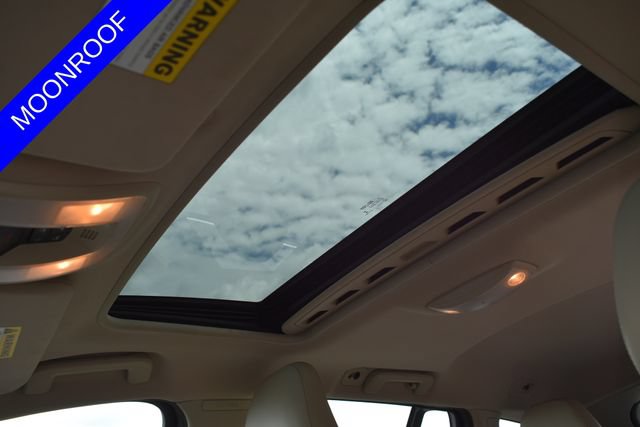 Used 2016 Volvo V60 T5 Premier FWD image 8