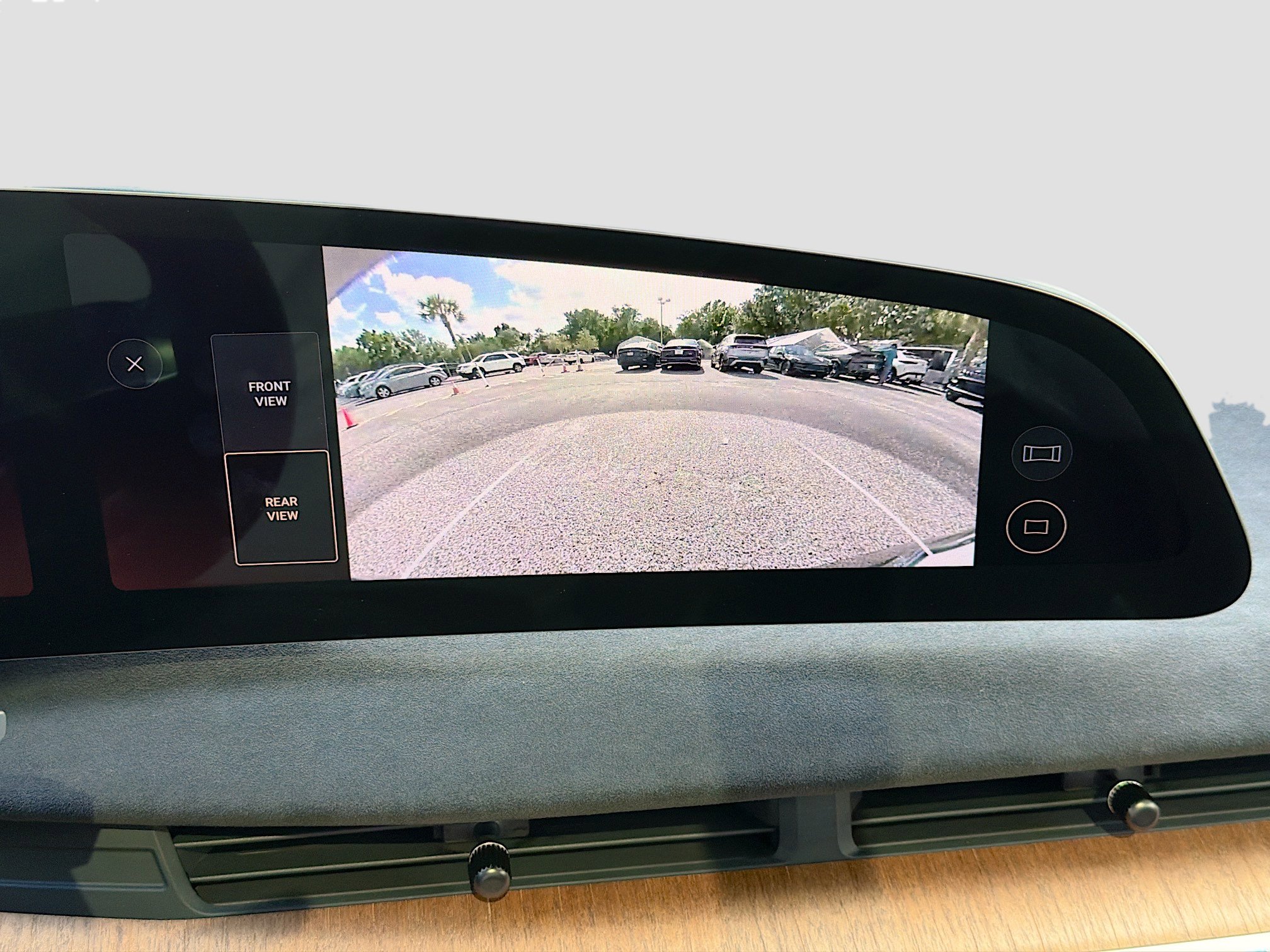 Used 2023 Lucid Air Grand Touring image 33