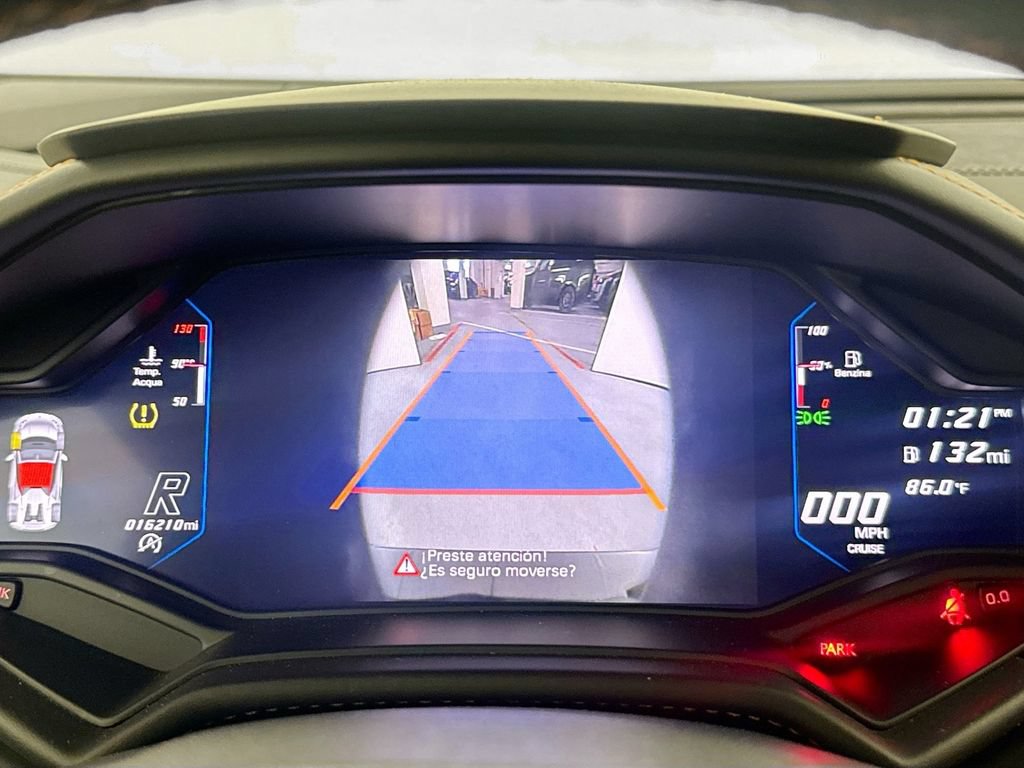 Used 2020 Lamborghini Huracan EVO RWD image 14