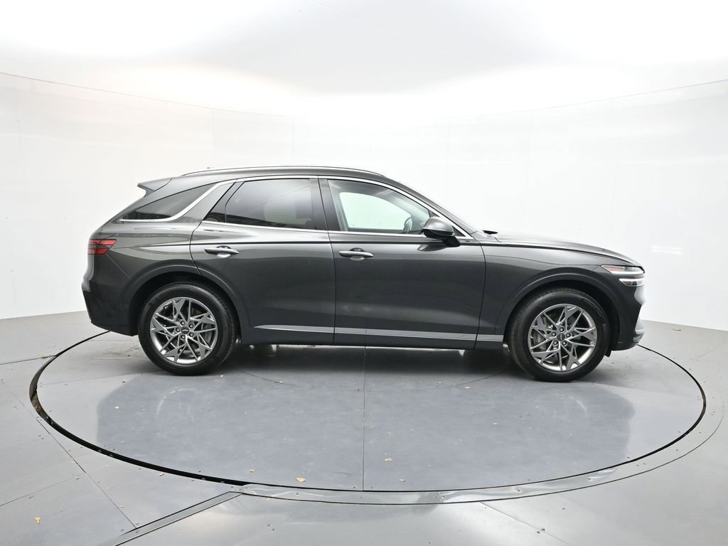Used 2025 Genesis GV70 2.5T AWD/4WD image 8