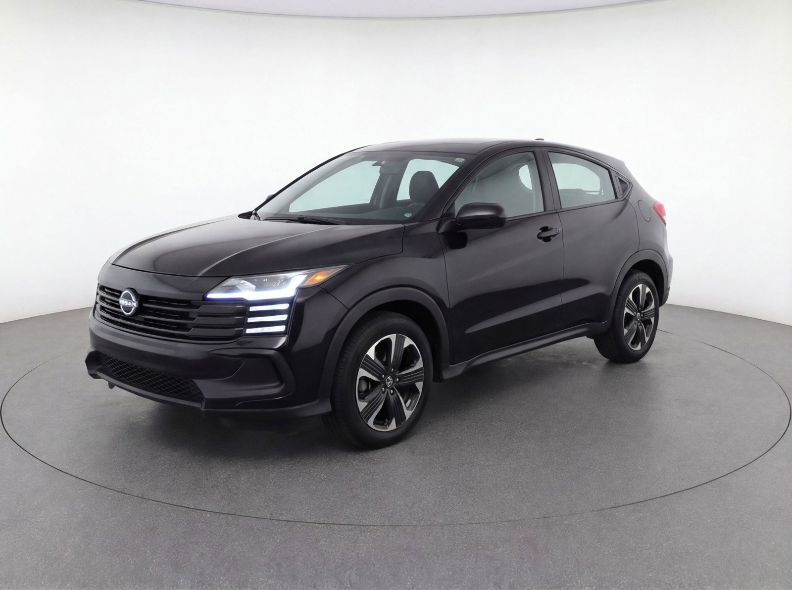 Used 2025 Nissan Kicks SV image 3