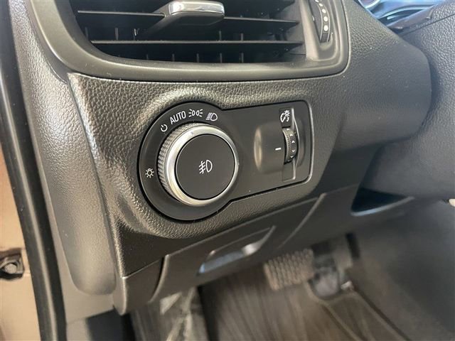 Used 2020 Buick Envision Preferred AWD/4WD image 12