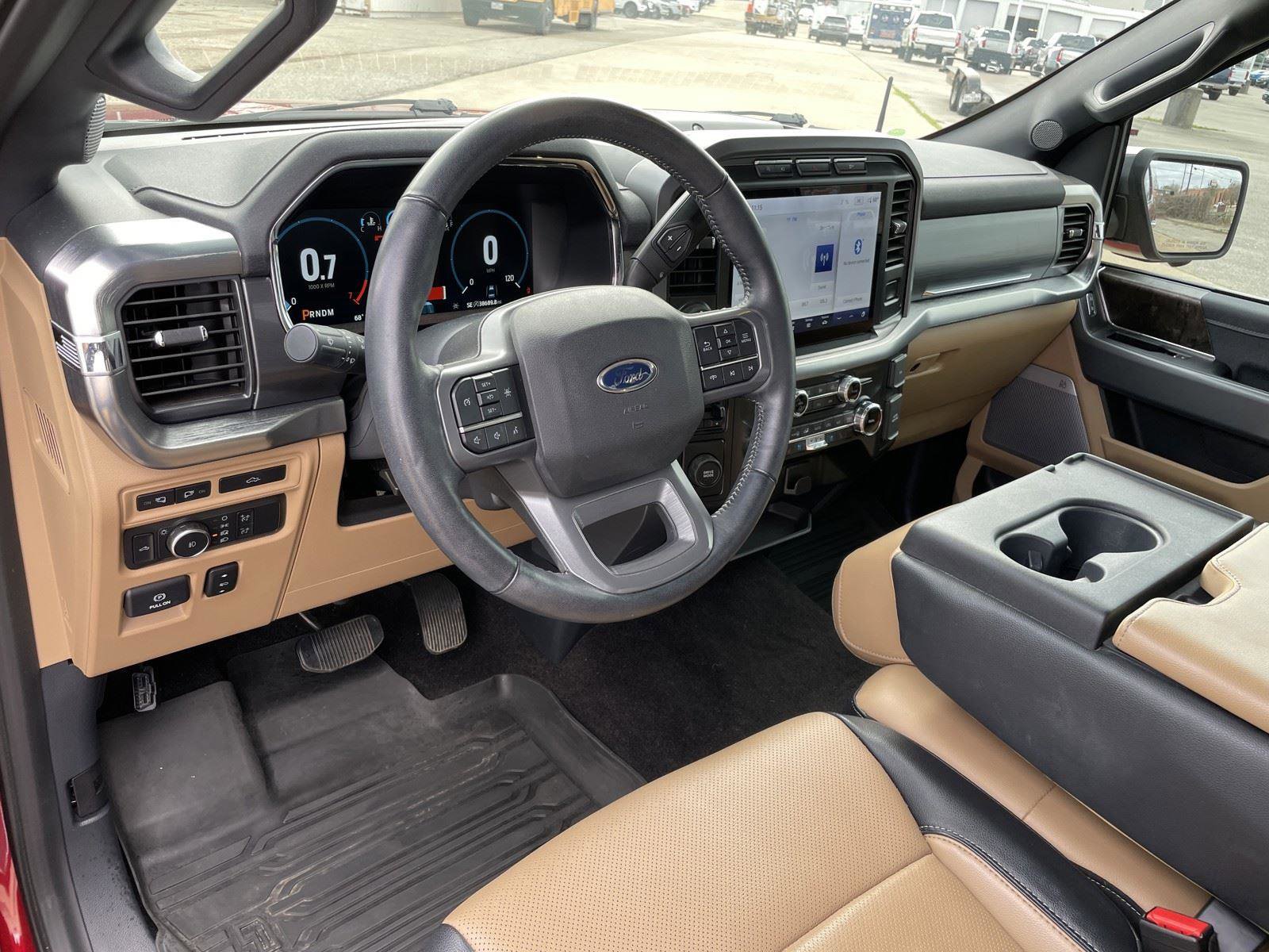 Used 2022 Ford F150 Lariat image 13