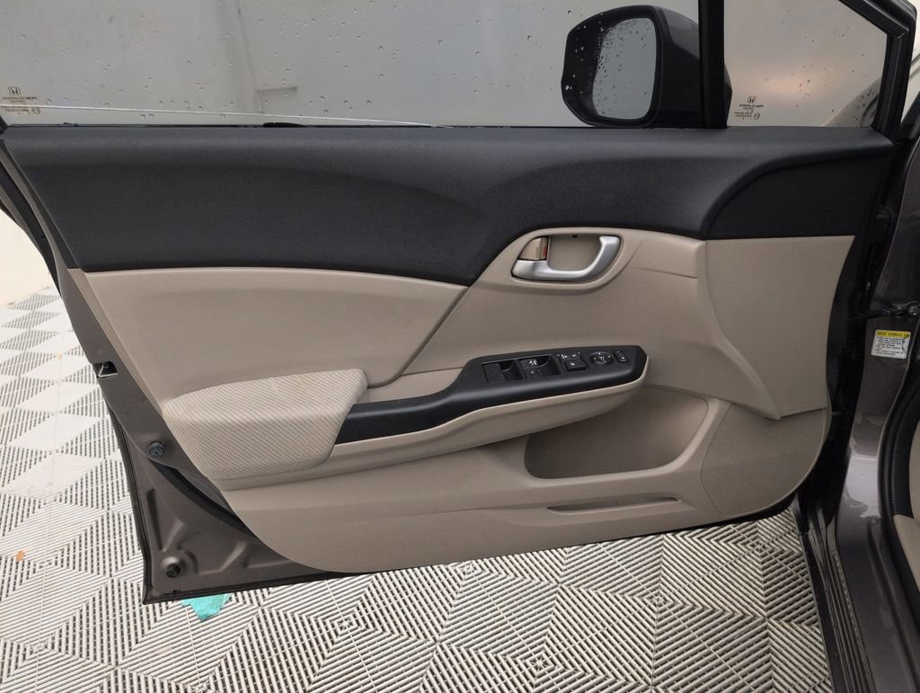 Used 2012 Honda Civic LX image 28