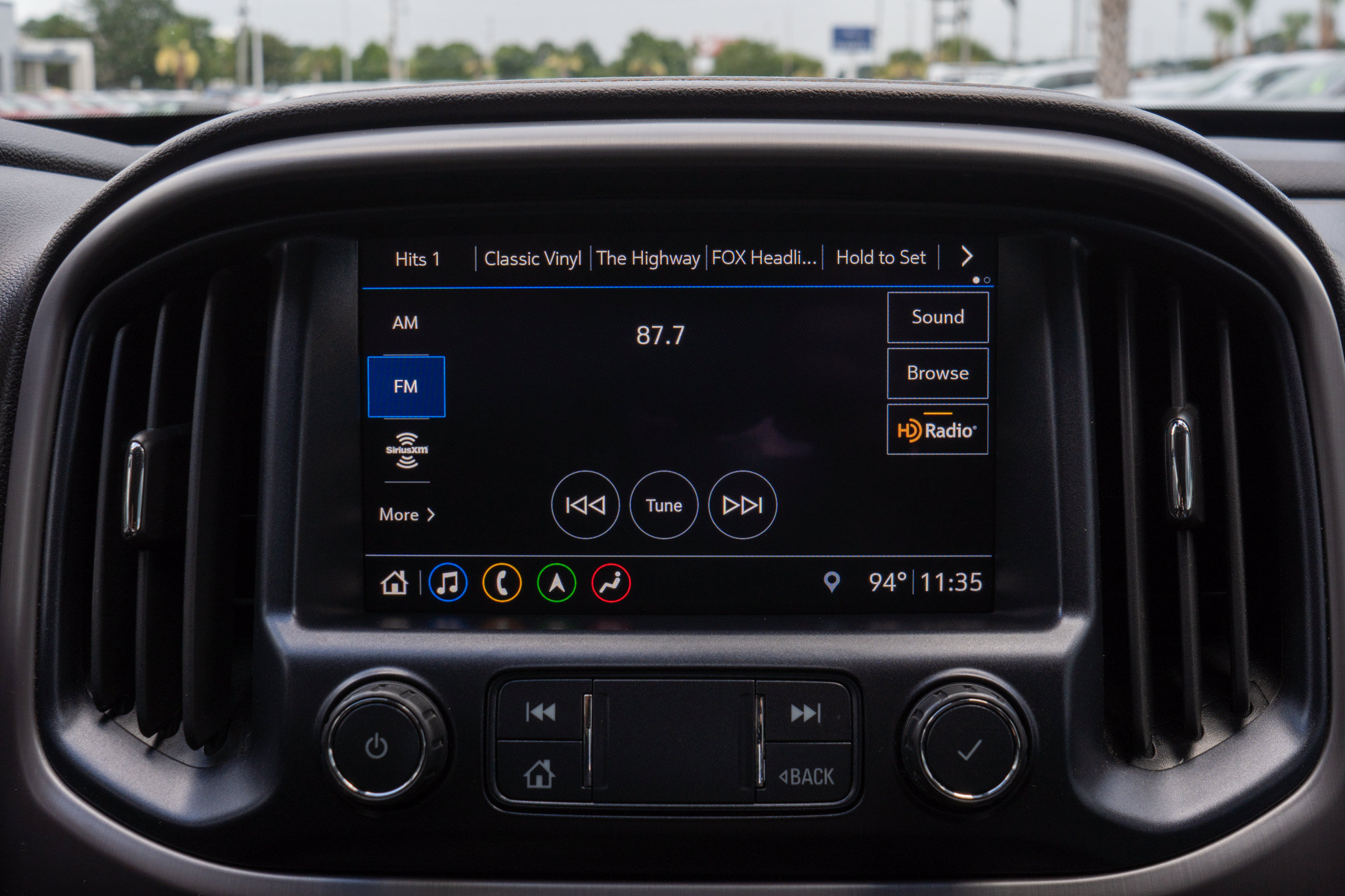 Used 2021 GMC Canyon AT4 w/ Driver Alert Package AWD/4WD image 18