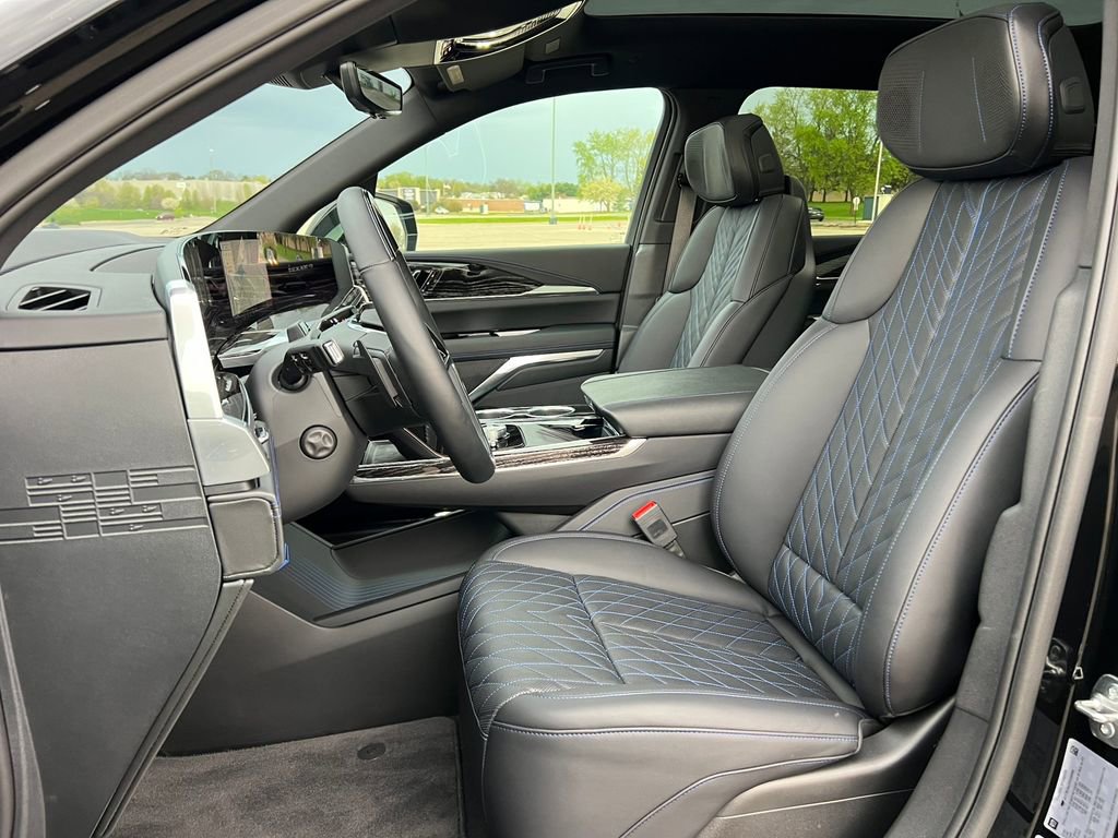 New 2026 Cadillac Escalade IQ Luxury 1 AWD/4WD image 4