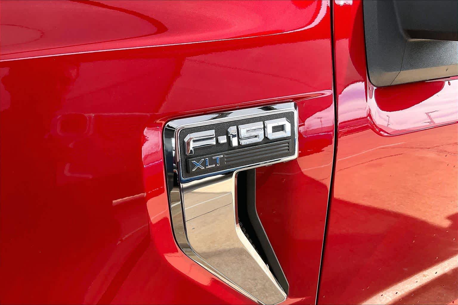 Used 2025 Ford F150 XLT w/ Equipment Group 301A Standard AWD/4WD image 11