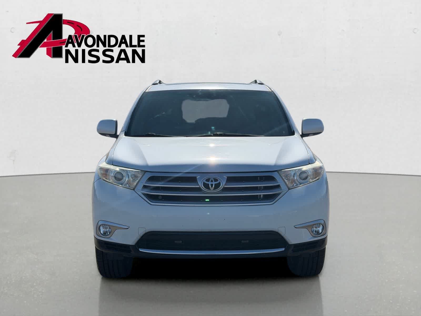 Used 2012 Toyota Highlander Limited w/ Tow Pkg AWD/4WD image 9