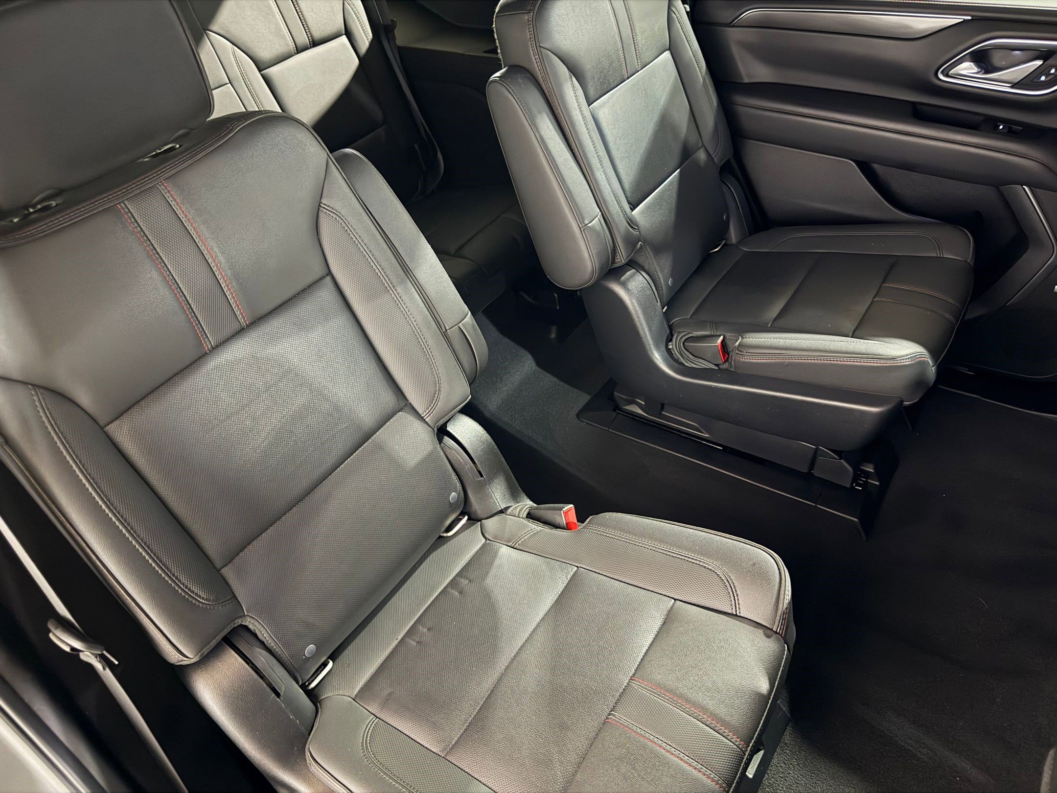 Used 2022 Chevrolet Tahoe RST w/ Luxury Package RWD image 45