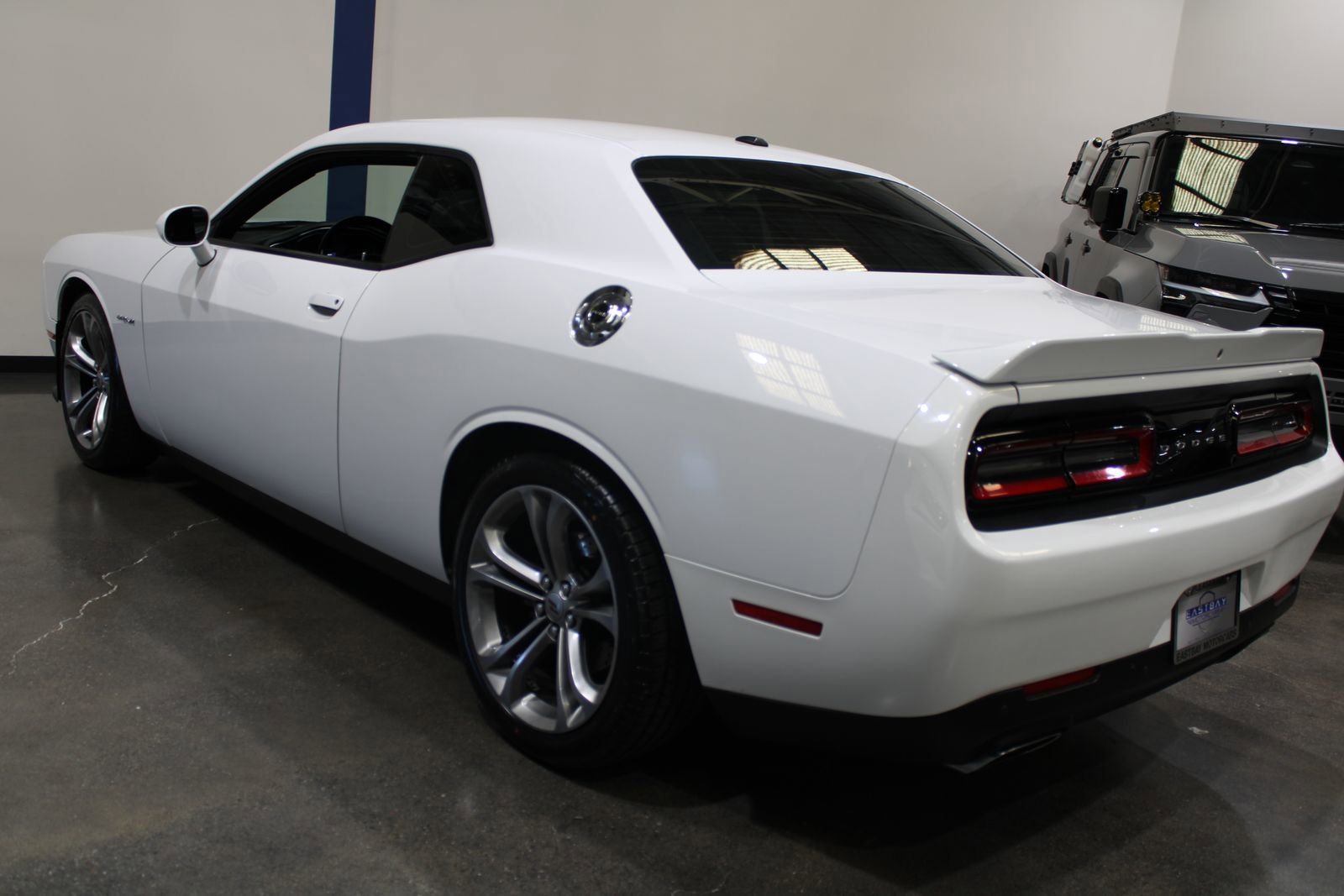 Used 2020 Dodge Challenger R/T RWD image 9