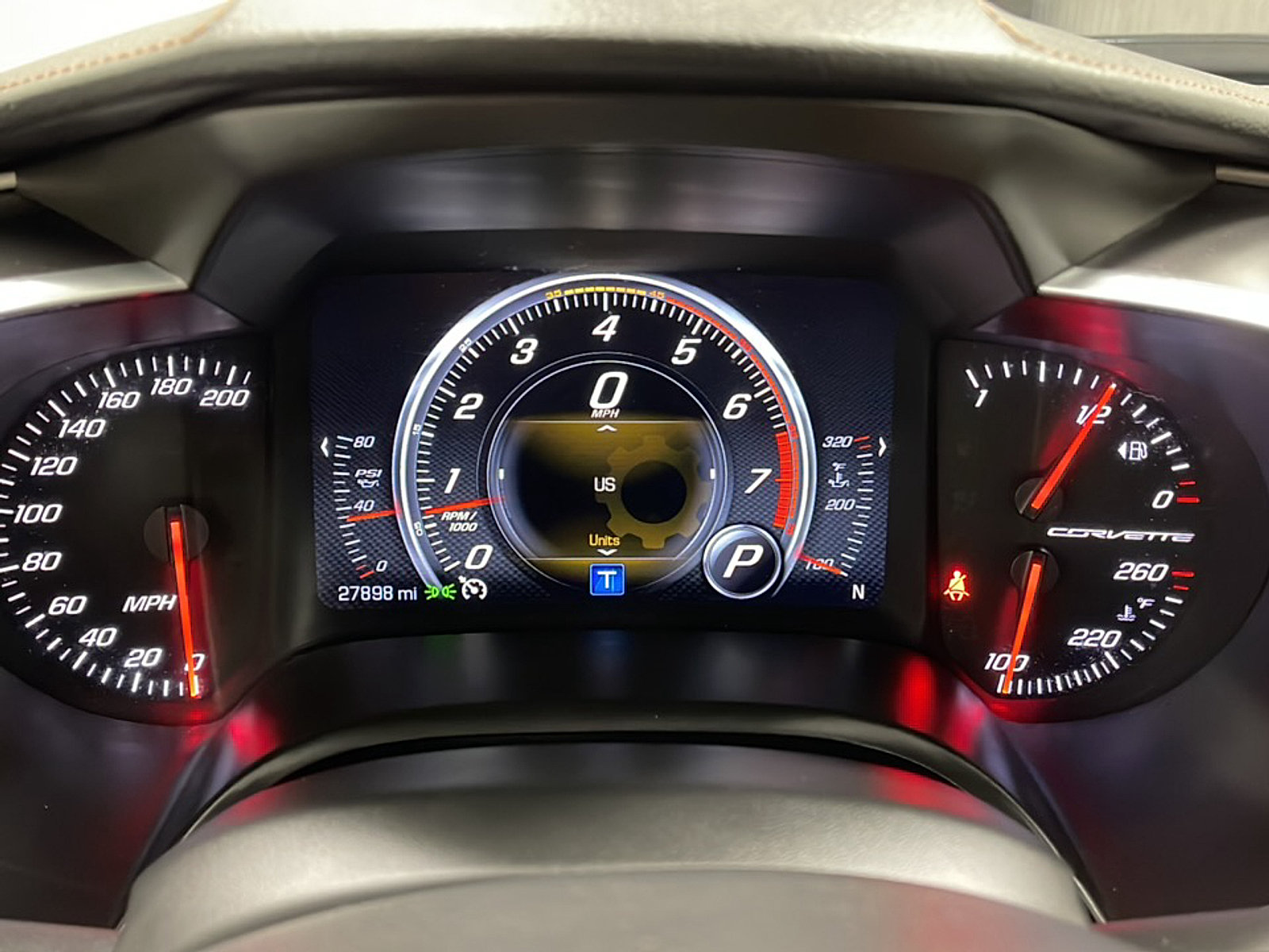 Used 2015 Chevrolet Corvette Stingray Convertible w/ 2LT Preferred Equipment Group RWD image 5