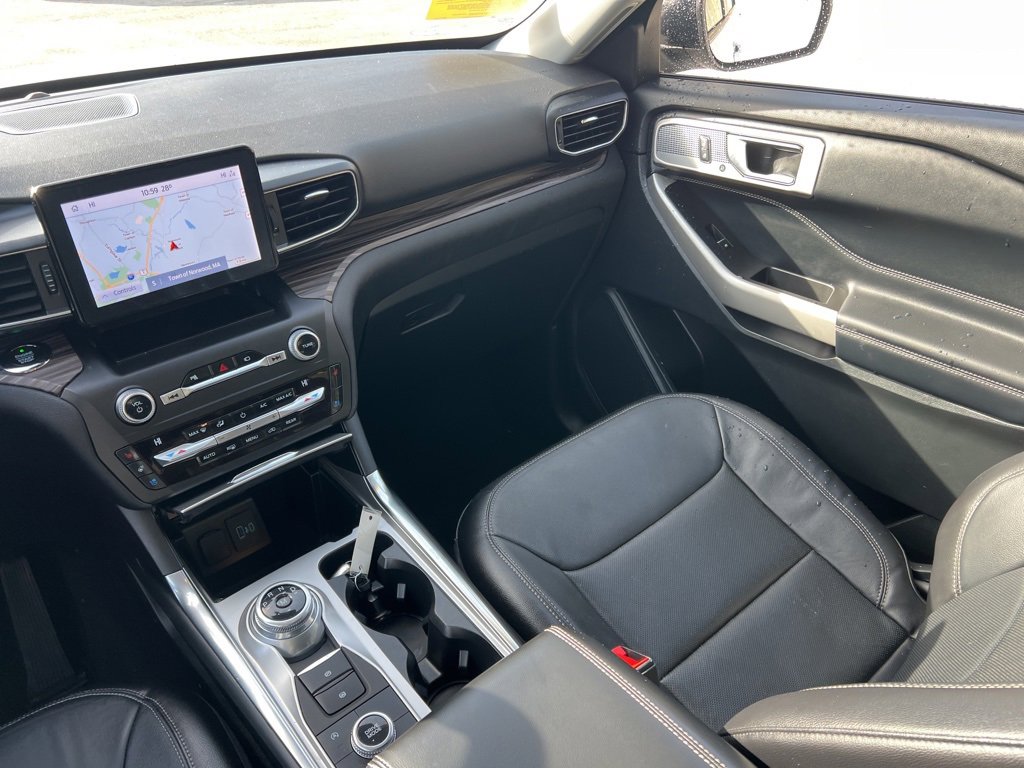Used 2020 Ford Explorer Limited image 23