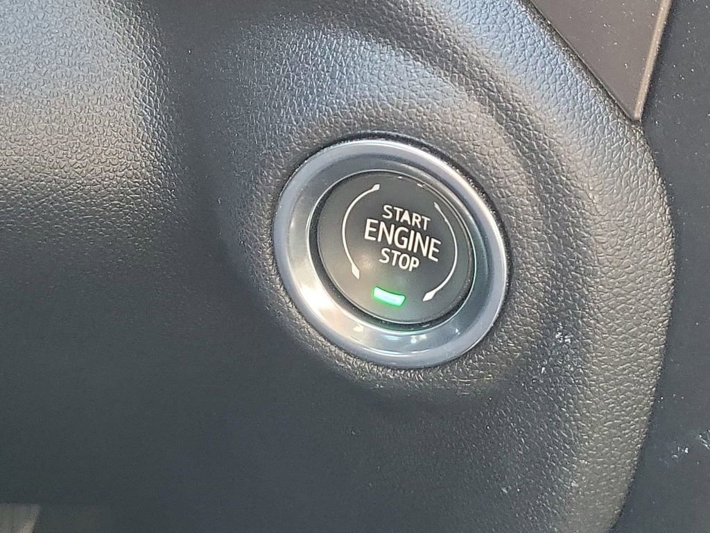 Used 2023 Chevrolet Silverado 3500 High Country image 23