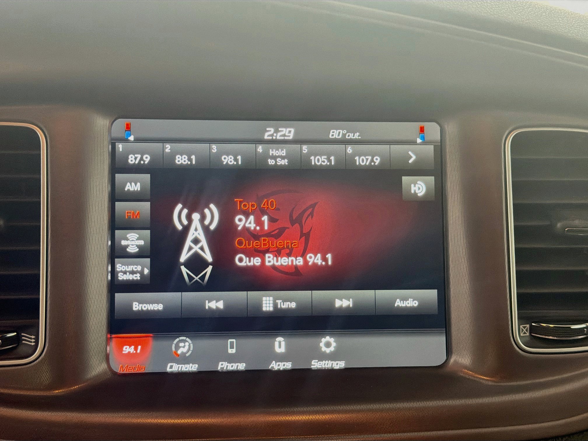Used 2023 Dodge Charger SXT RWD image 19