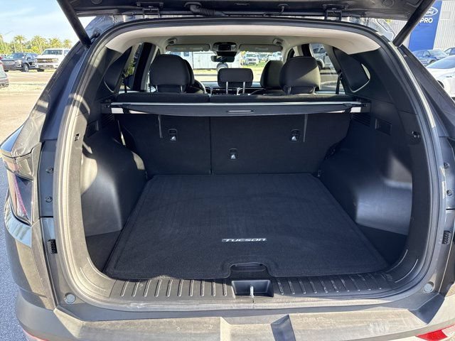 Used 2023 Hyundai Tucson SEL FWD image 12
