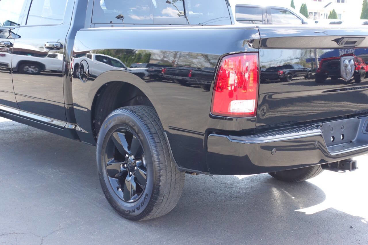 Used 2023 RAM 1500 Classic SLT w/ Electronics Convenience Group image 9