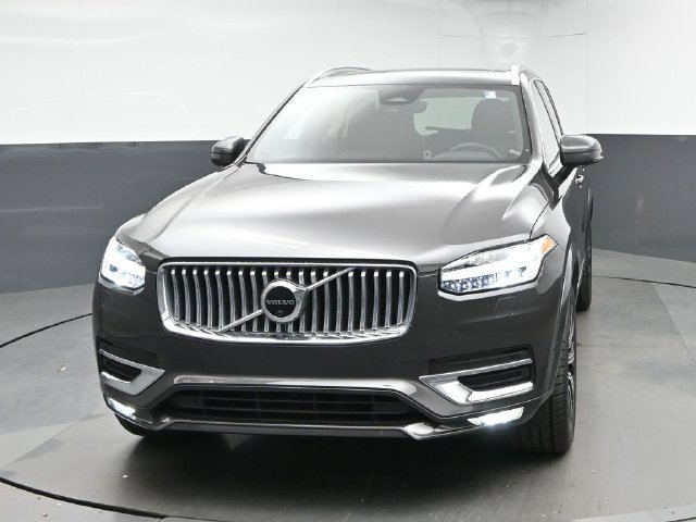 Used 2023 Volvo XC90 B6 Plus w/ Protection Package Premier AWD/4WD image 3