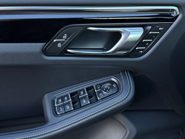 New 2026 Porsche Macan Turbo AWD/4WD image 14