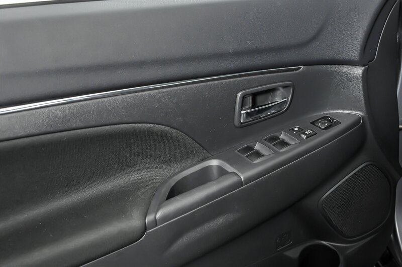Used 2024 Mitsubishi Outlander Sport AWD image 13