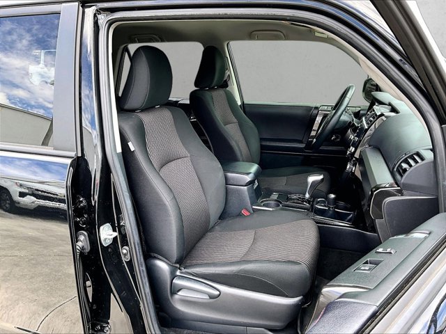 Used 2024 Toyota 4Runner TRD Off-Road image 9