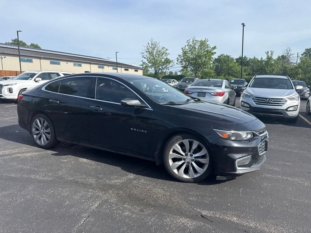 Used 2018 Chevrolet Malibu Premier w/ Premier Sun and Wheel Package FWD image 10