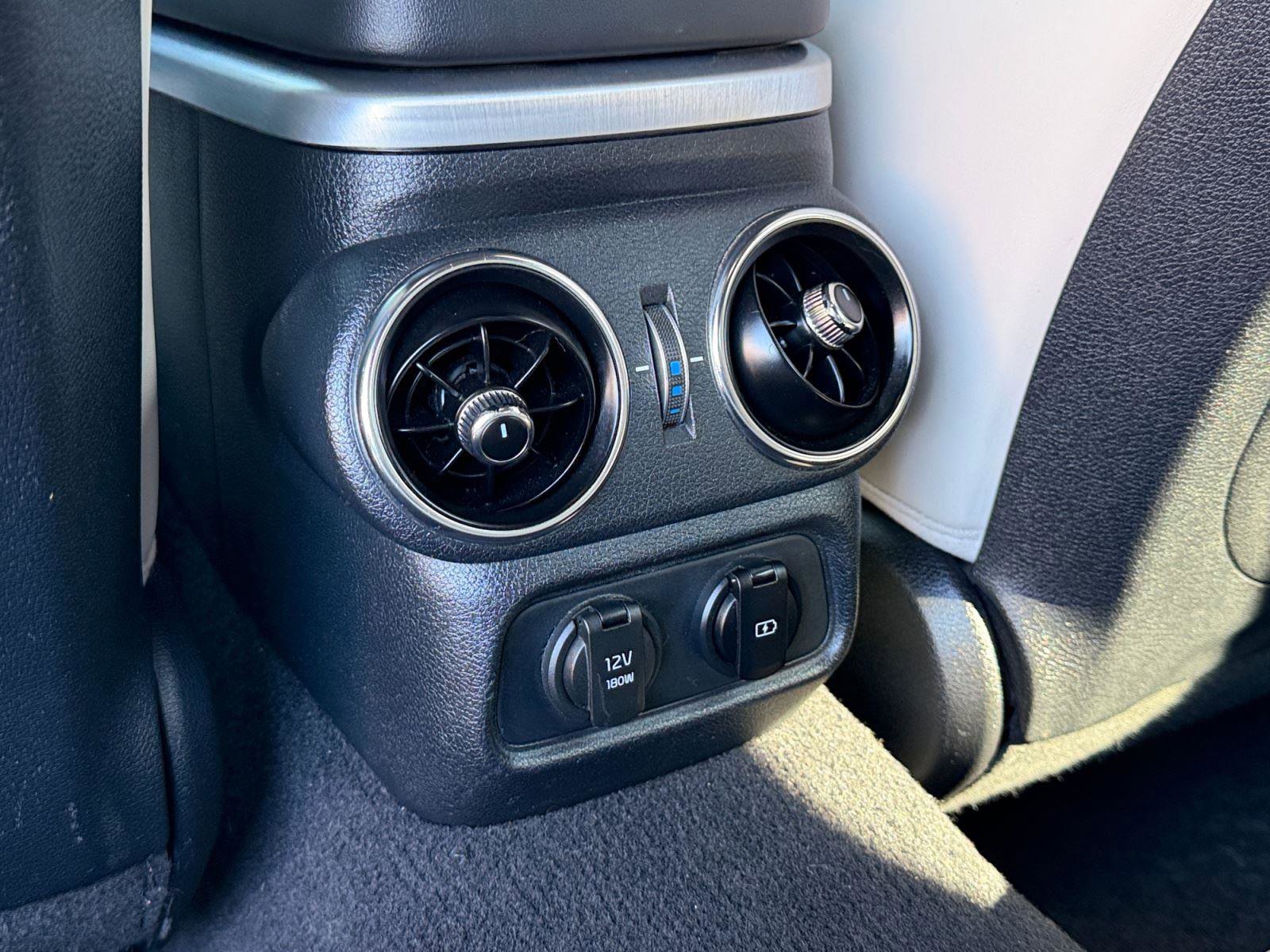 Used 2019 Kia Stinger GT2 image 43