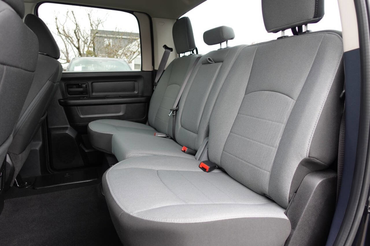 Used 2023 RAM 1500 Express w/ Wheel & Sound Group image 19