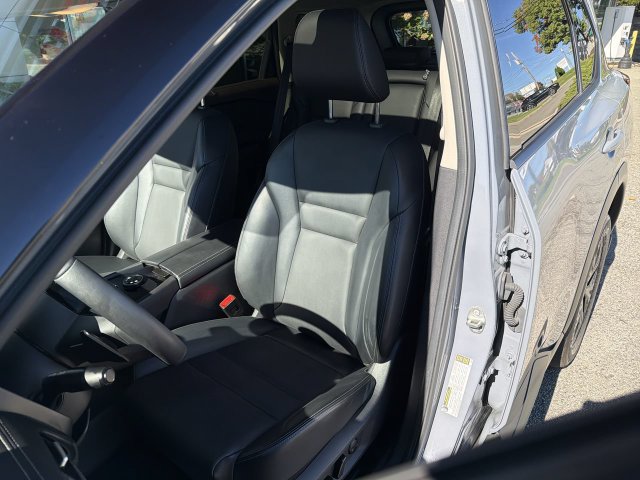 Certified 2023 Nissan Rogue SV w/ SV Premium B Package AWD/4WD image 15