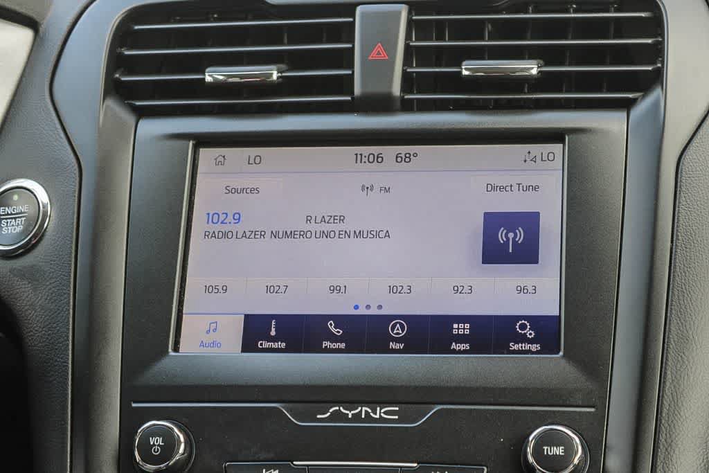 Used 2020 Ford Fusion SE w/ Equipment Group 151A FWD image 13