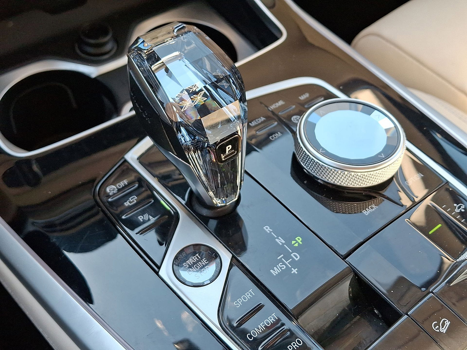 Used 2022 BMW X7 xDrive40i w/ Executive Package image 12