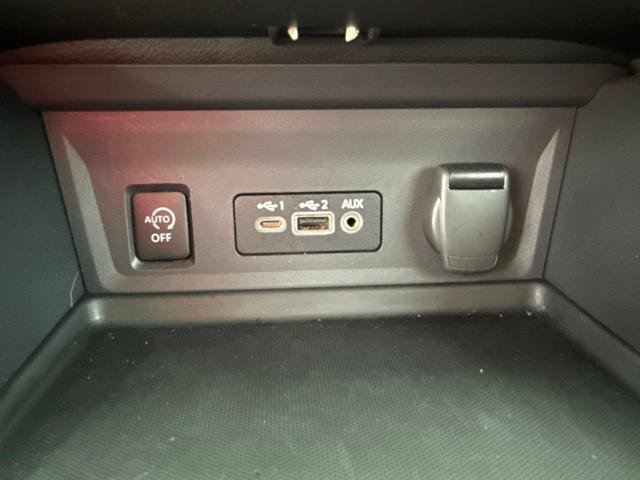 Certified 2025 Nissan Sentra SV FWD image 19