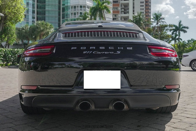 Used 2017 Porsche 911 Carrera S image 19
