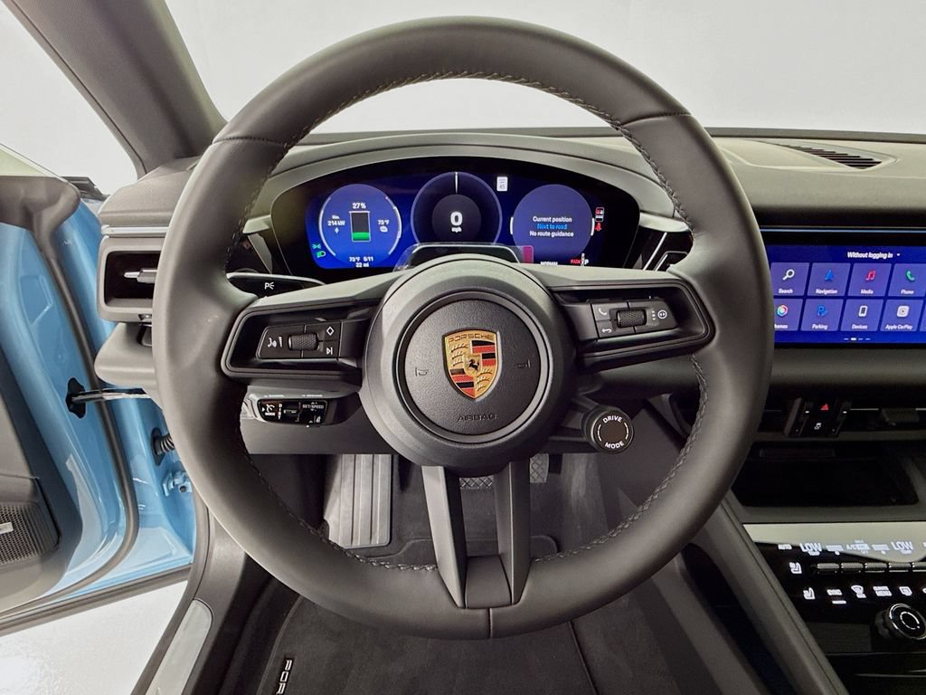 New 2026 Porsche Macan Electric RWD image 16