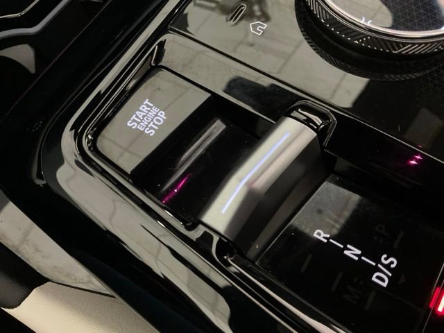 Certified 2024 BMW 530i xDrive w/ Premium Package image 24